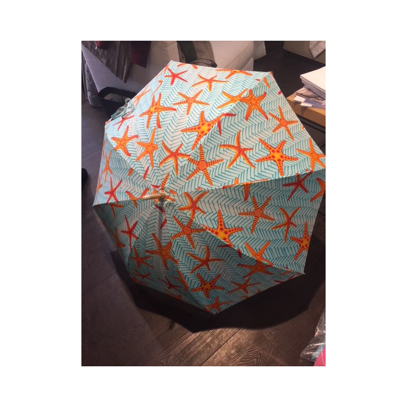 https://www.styles-interiors.ch/4989-thickbox/ombrelle-etoiles-de-mer-oranges-manuel-canovas.jpg