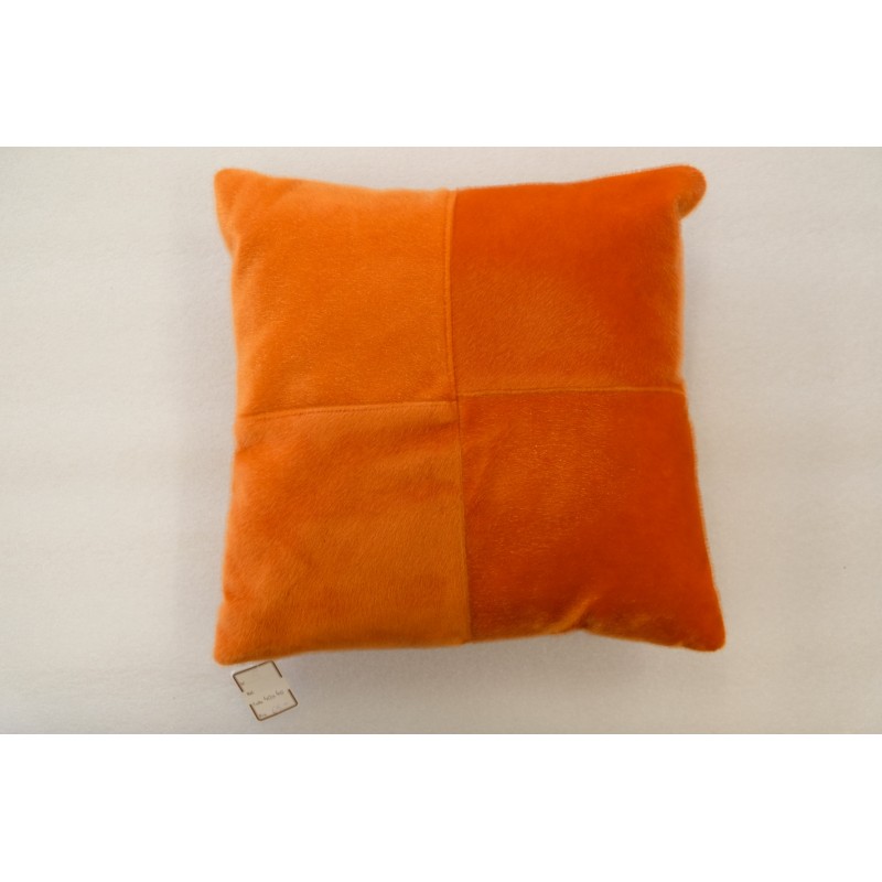 https://www.styles-interiors.ch/6381-thickbox/coussin-orange-45x45.jpg