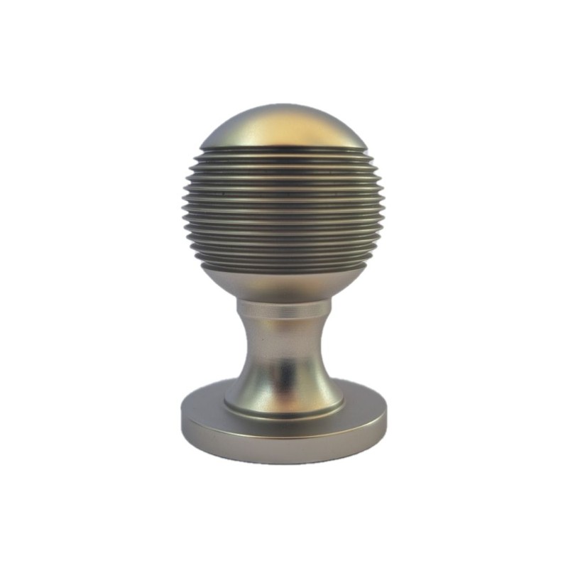 https://www.styles-interiors.ch/9054-thickbox/barlow-half-beehive-knob-nickel-satin.jpg