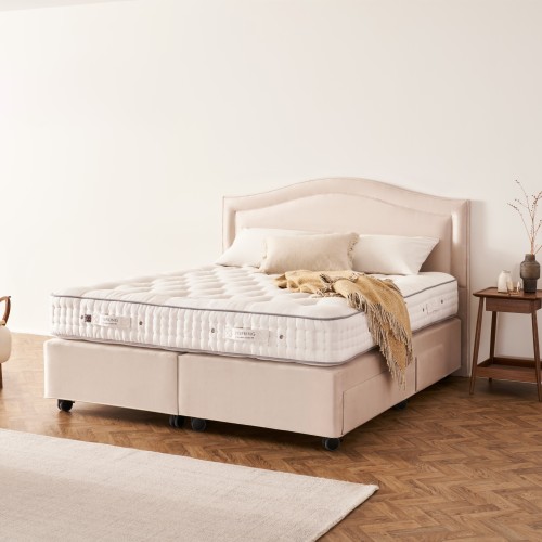 REGAL SUPERB, VISPRING. MATRESS AND DIVAN